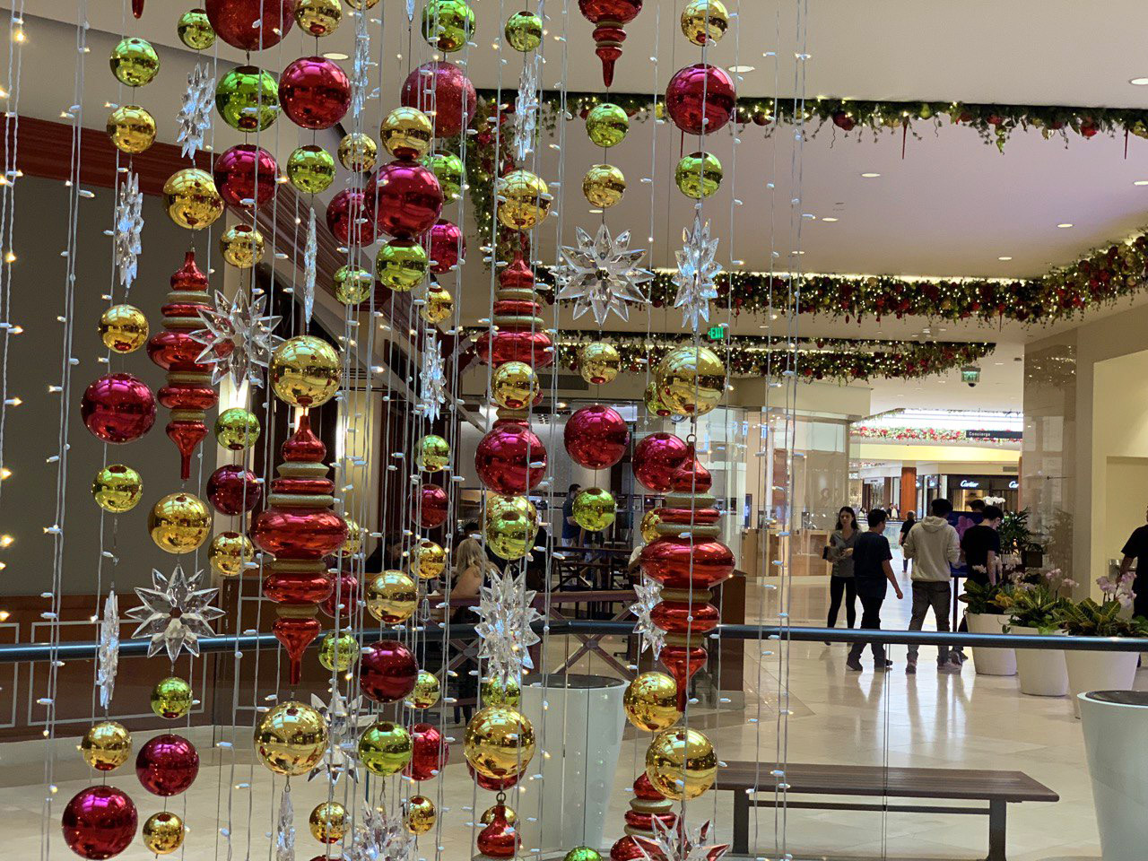 Holiday – South Coast Plaza