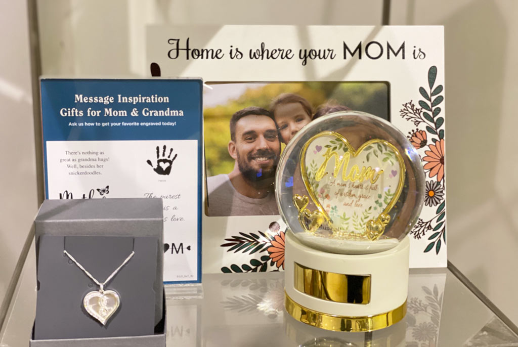 Things remembered gifts for hot sale mom