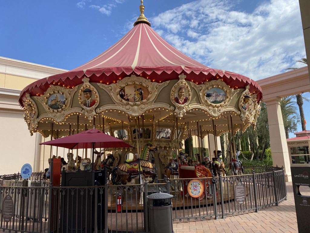 Show your kids the magic of the carousel attractions that they can find at Irvine Spectrum Center