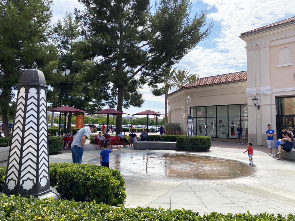 Irvine Spectrum Center with Kids - SuperMall
