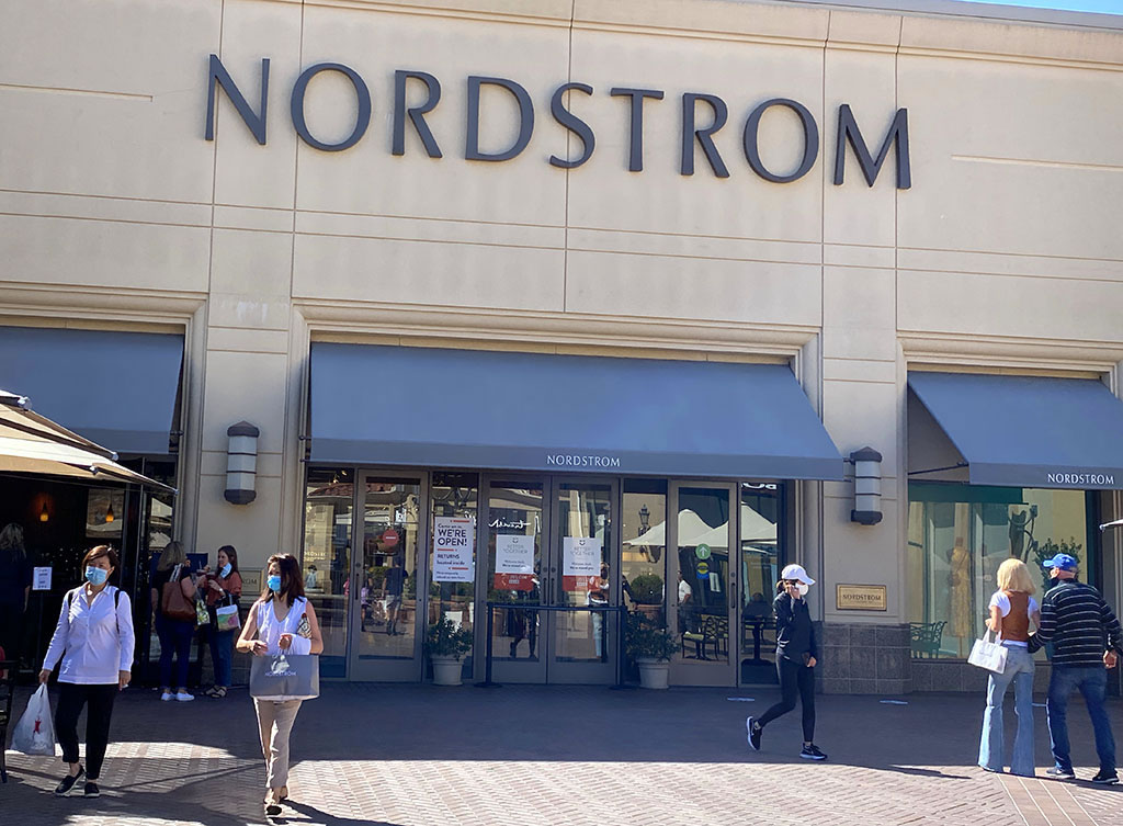 'Nordstrom Storefront Fashion Island