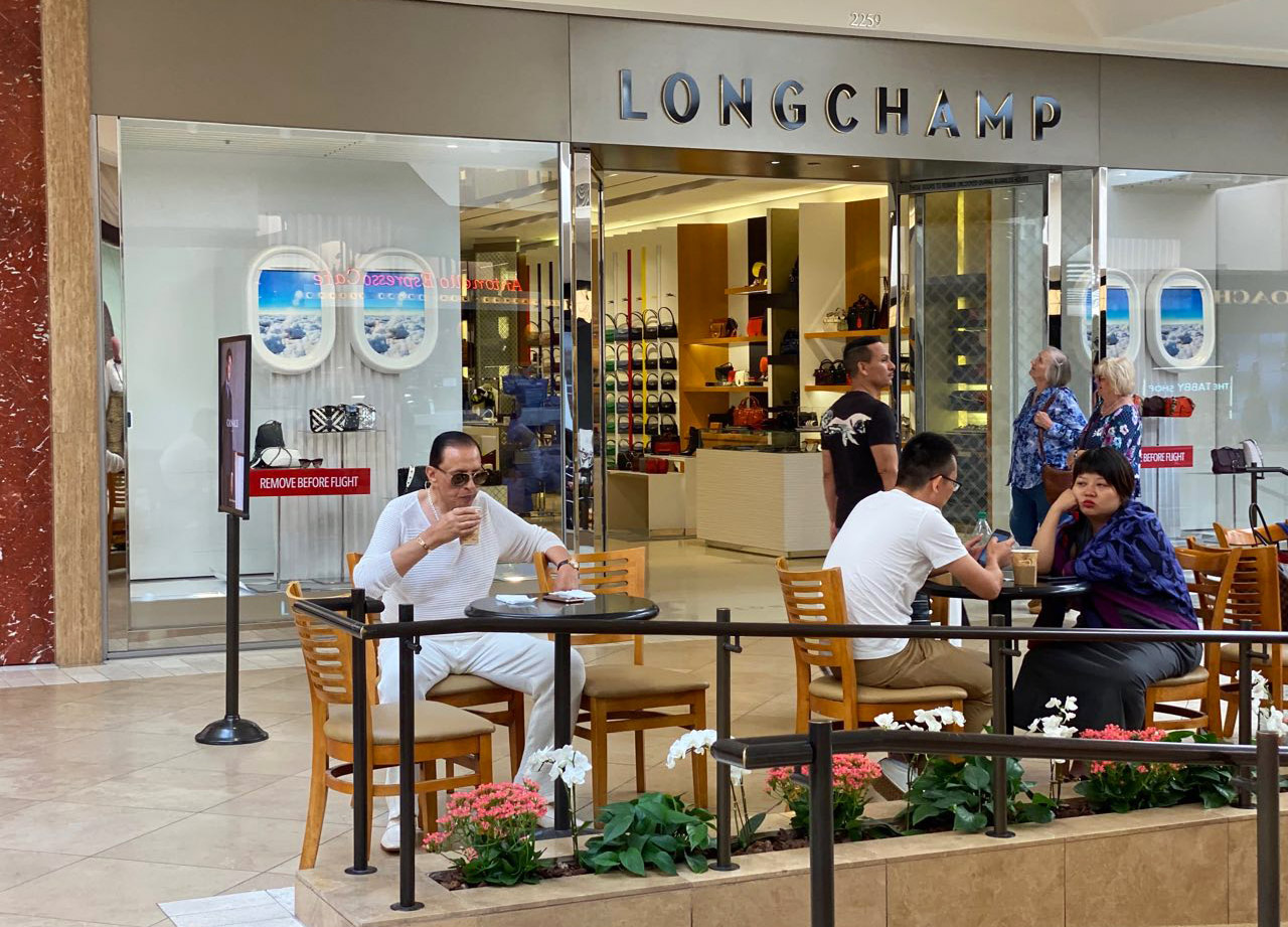 South Coast Plaza - Longchamp Storefront