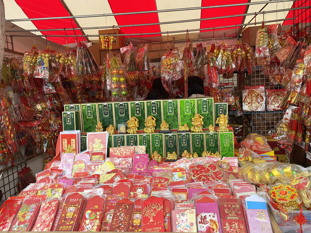 Tet Festival Exotic Gifts