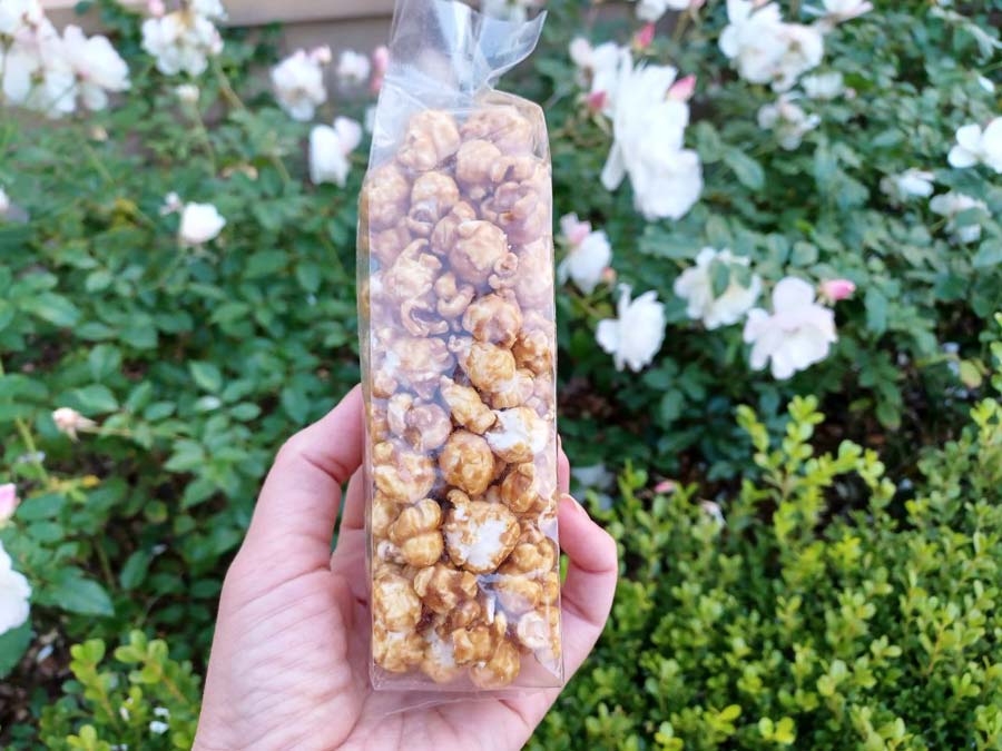 Hickory Farms Caramel Corn