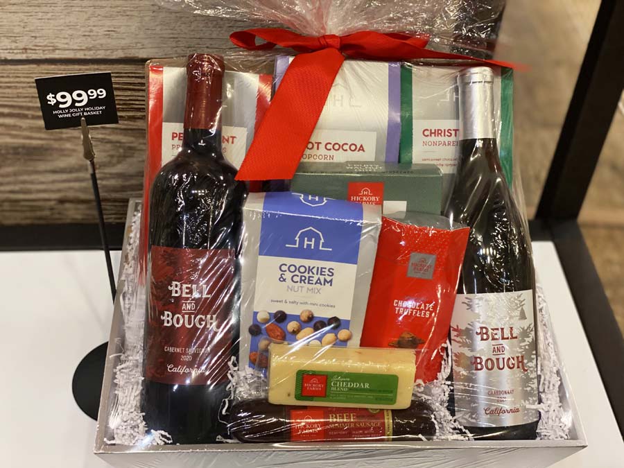 Hickory Farms wine gift basket 