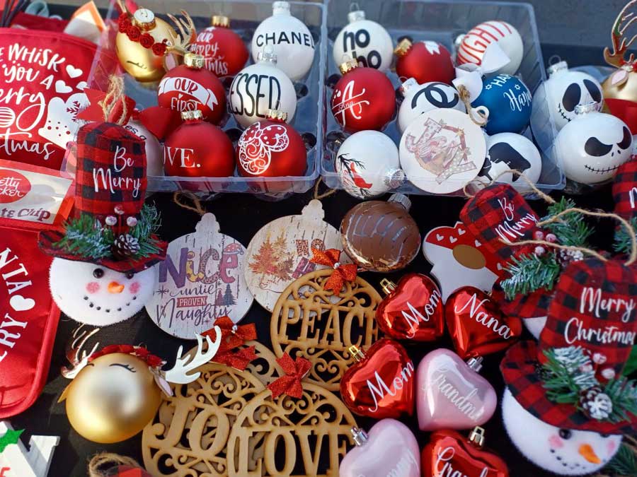 personalized Christmas ornaments