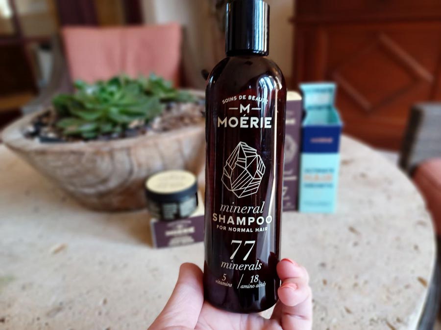 Moerie Mineral Shampoo bottle
