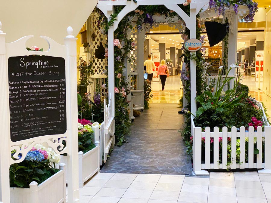 Springtime at South Coast Plaza entrance