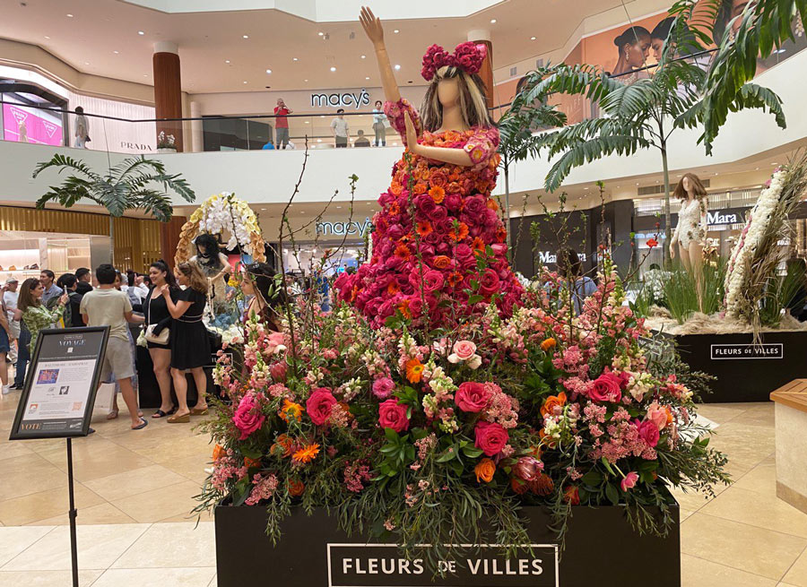 Floral Baltimore Mannequin