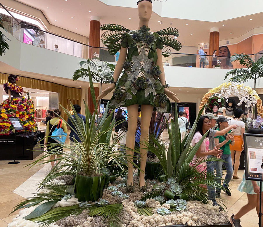 Floral China Mannequin