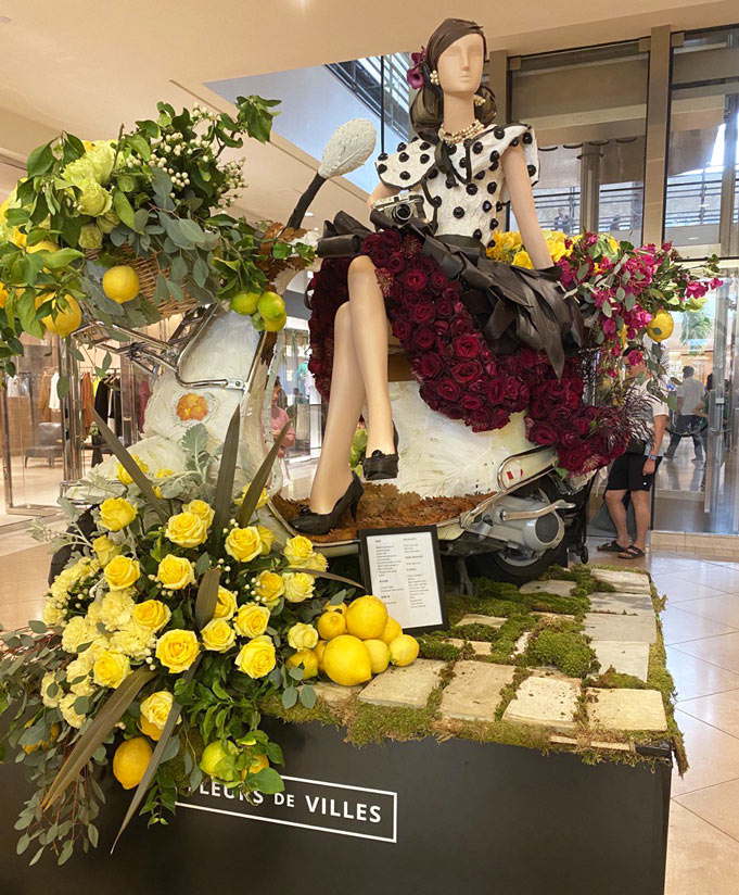 Floral Italy Mannequin