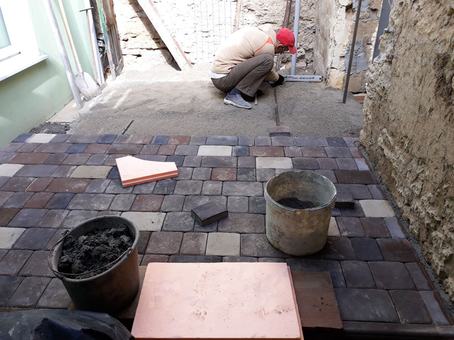 Laying of Concrete Pavers
