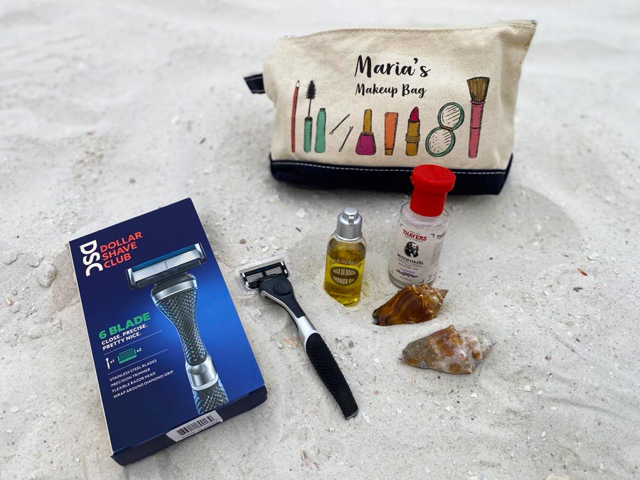 razor and beauty travel essentials