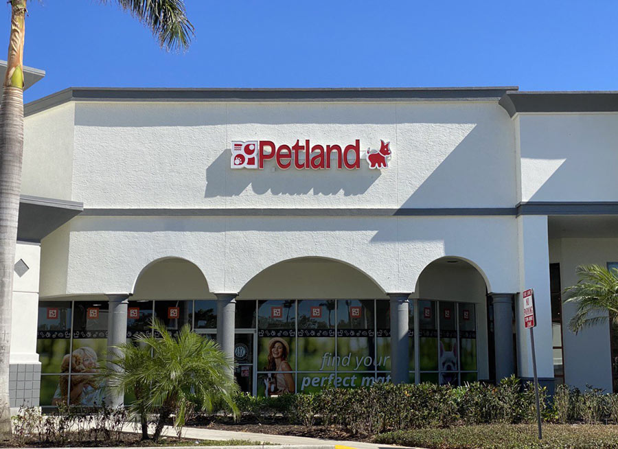 Petland Storefront at Naples, FL
