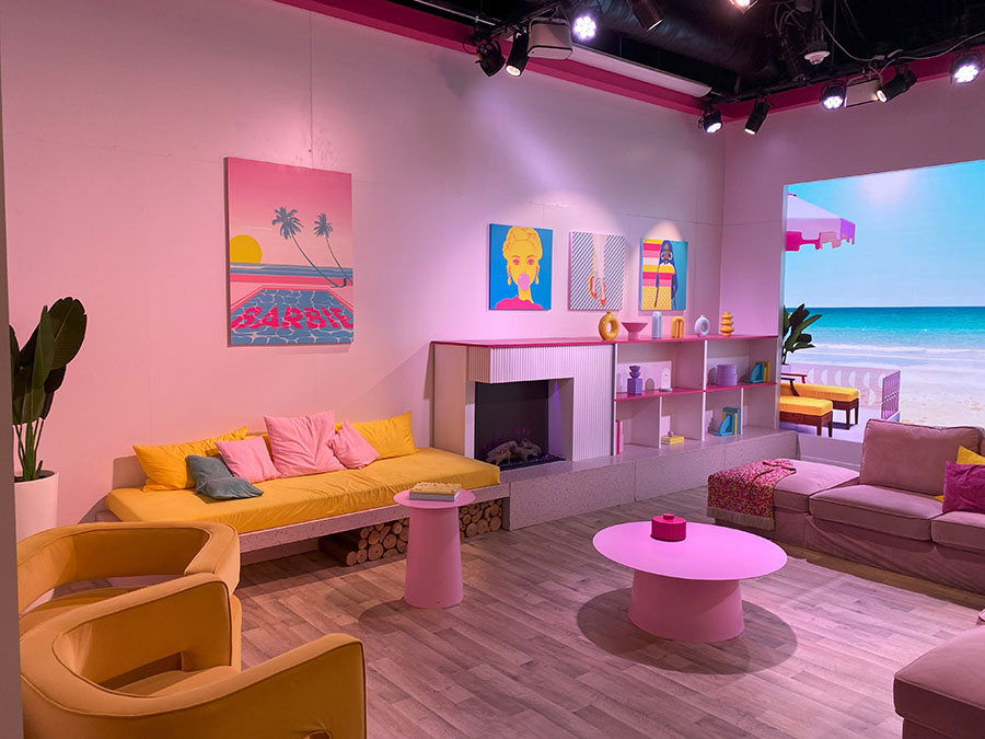 Barbie Dreamhouse living room