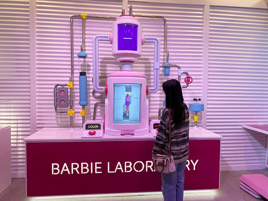 Barbie Laboratory