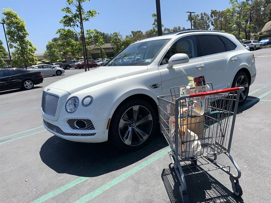 White Bentley Bentayga