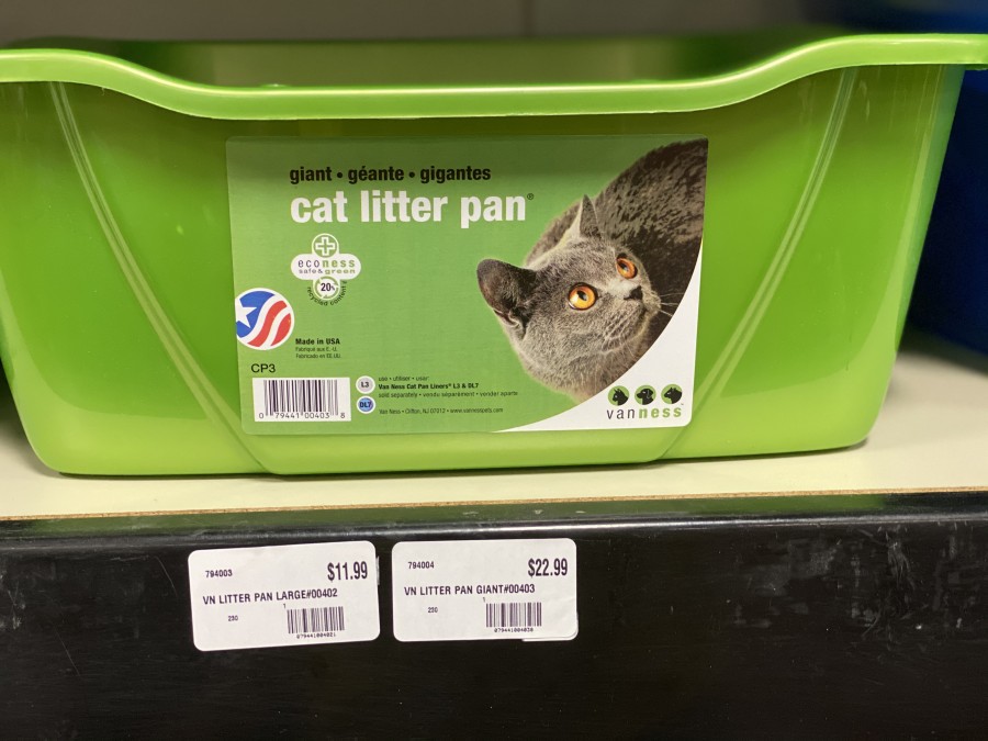 Find all your pet needs in one place at Pet Market – from supplies to cat litter!