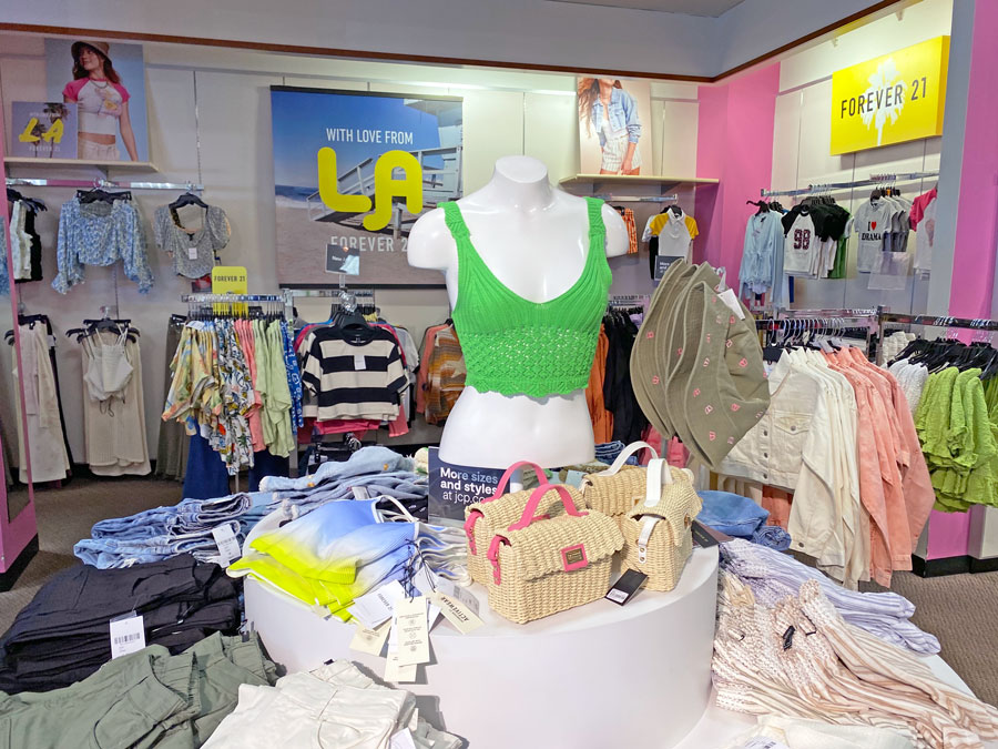 Forever 21 Launches at JCPenney: Expanding Fashion Options for Customers -  SuperMall