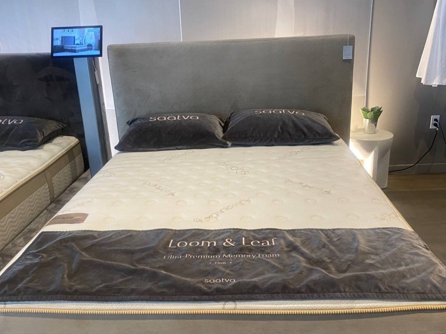 Saatva Loom & Leaf mattress