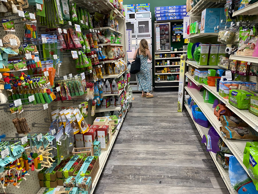Find Everything You Need for Your Beloved Pets at Pet Supermarket!