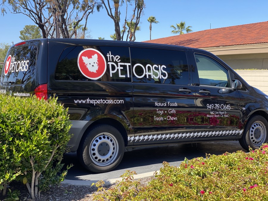 Pet Oasis now delivers to your door.