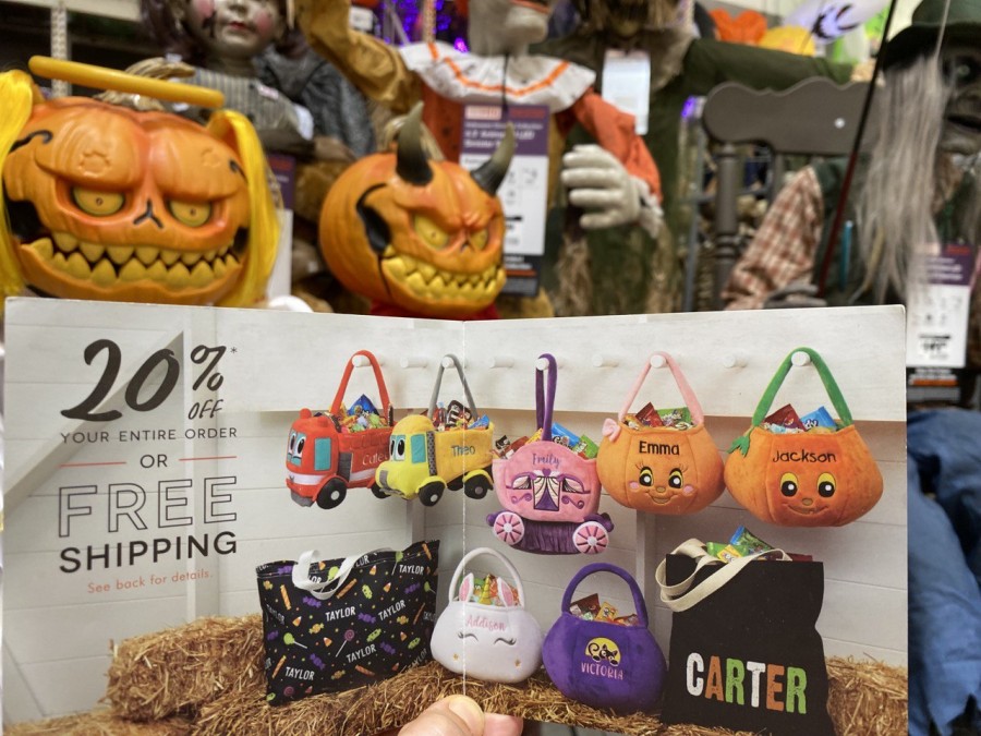 Get ready to spook up your Halloween decorations and grab a fantastic deal with Personalization Mall.