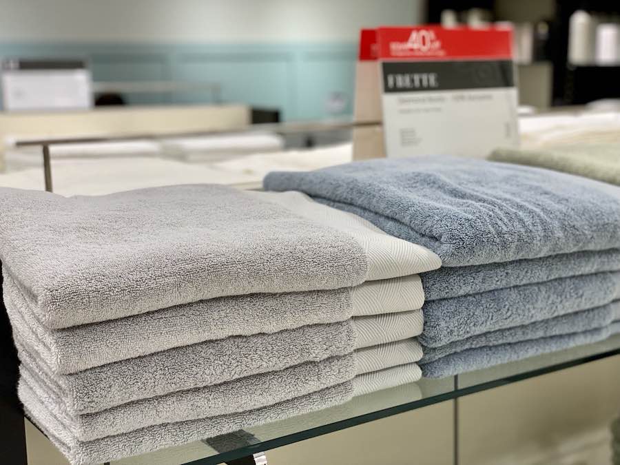 Crafted to Perfection: Frette Towels - Elevate Your Bath Experience.