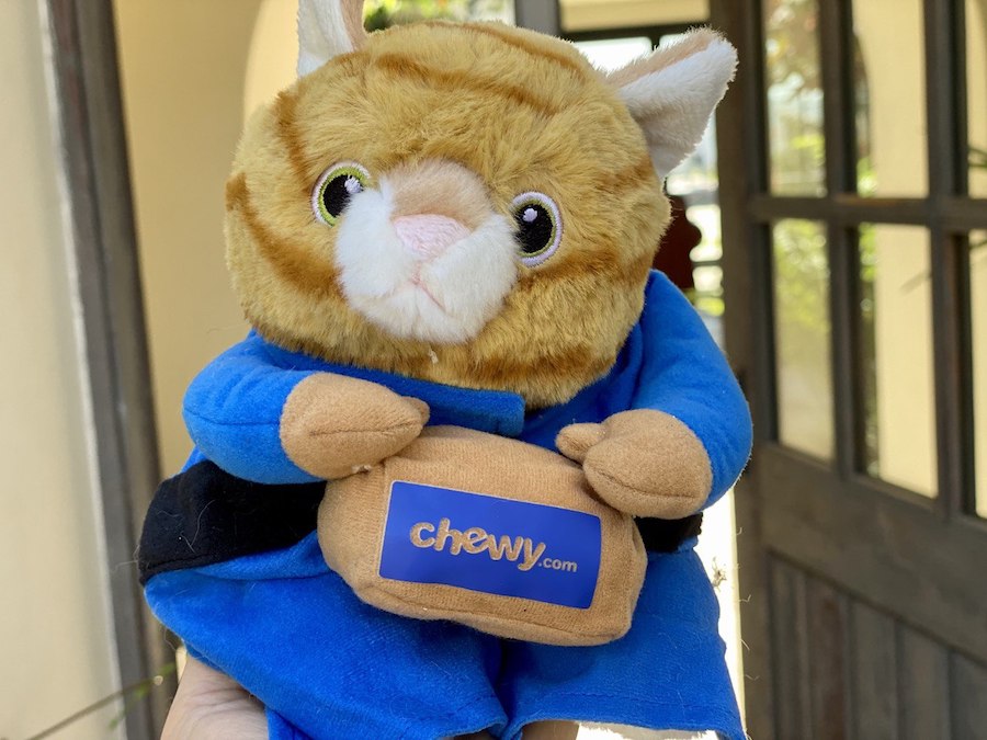 Chewy: Happy Pets, Happy Life: Where pet joy begins.