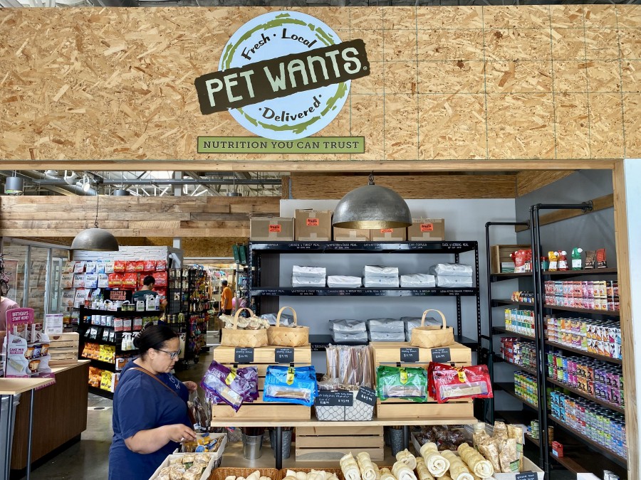 Choose Pet Wants for your pet's health and nutrition.