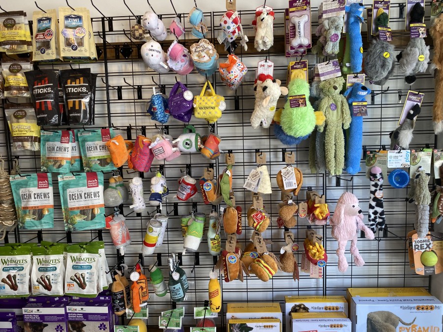 Get toys and snacks for your pets at Pet Wants.