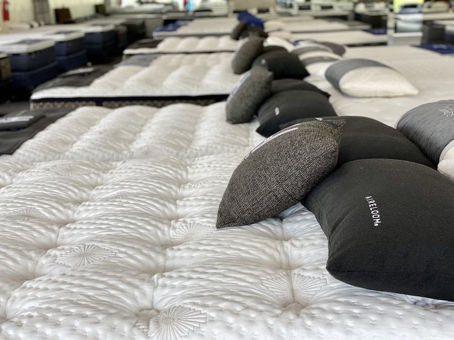 Sleeping on Cloud Nine: Top Picks for Orthopedic Mattresses with Luxurious Comfort.