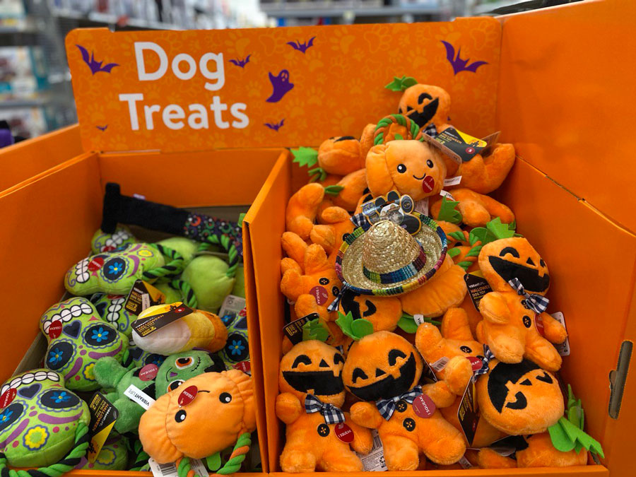 Paws and Pumpkins: Walmart's Spooktacular Pet Treats and Toys!
