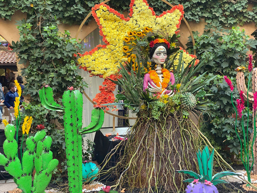 Colorful Traditions: Dia de los Muertos at Tlaquepaque Village