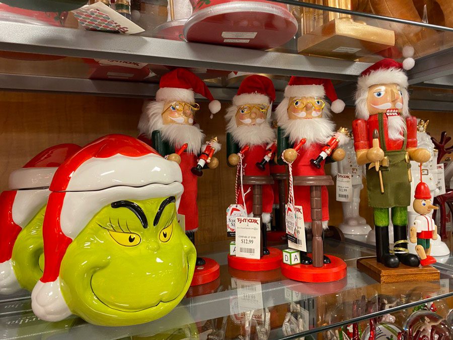 Sip in Style: The Grinch Mug for Holiday Cheer