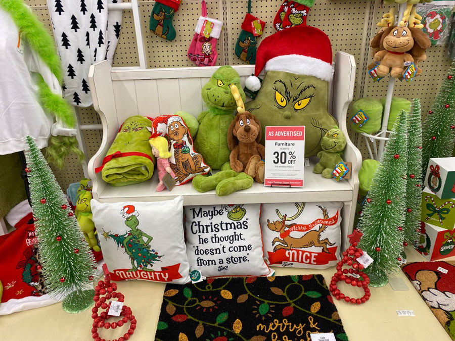 Wrap Yourself in Grinchy Comfort with this Throw Blanket