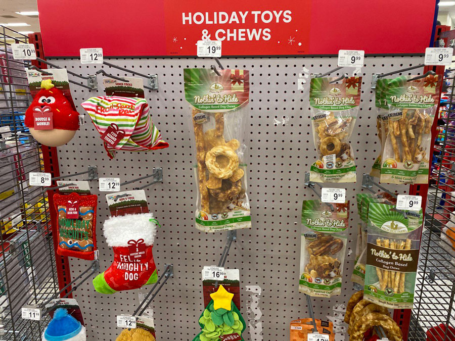 Tails of Holiday Happiness: Unwrap Pet Toys & Chews!