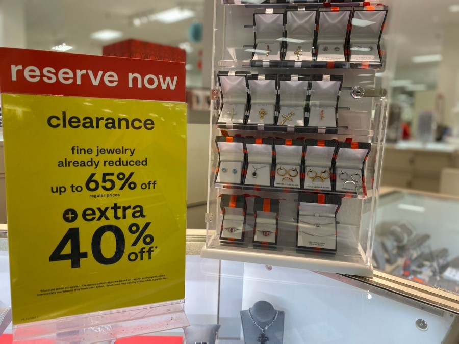 Time to add some sparkle to your wardrobe - JCPenney clearance fine jewelry is already reduced, now get an extra 40% off!