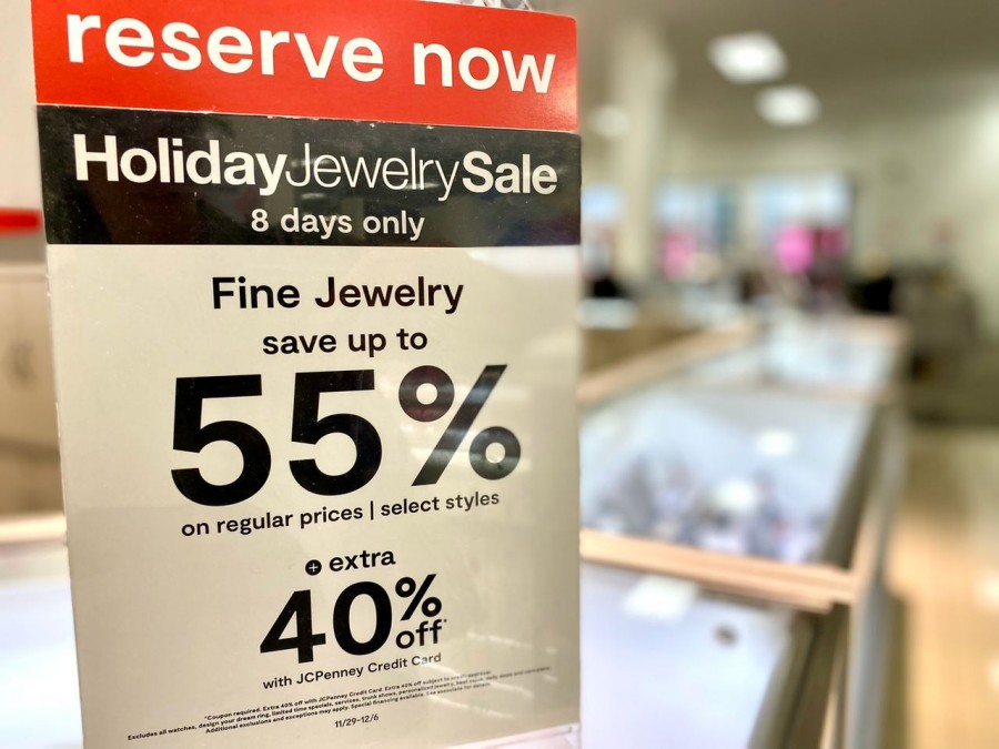 Find a perfect gift without spending too much at JCPenney's fine jewelry sale