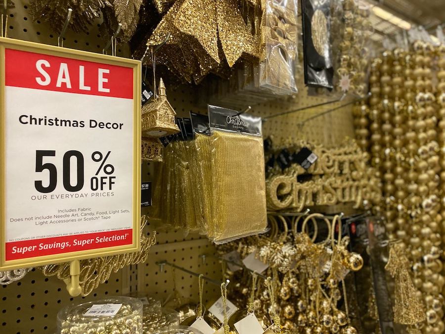 Discover seasonal decor and holiday essentials at Hobby Lobby for a picture-perfect celebration.