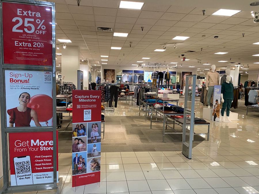 JCPenney offers a world of fashion, beauty, and home essentials under one roof.