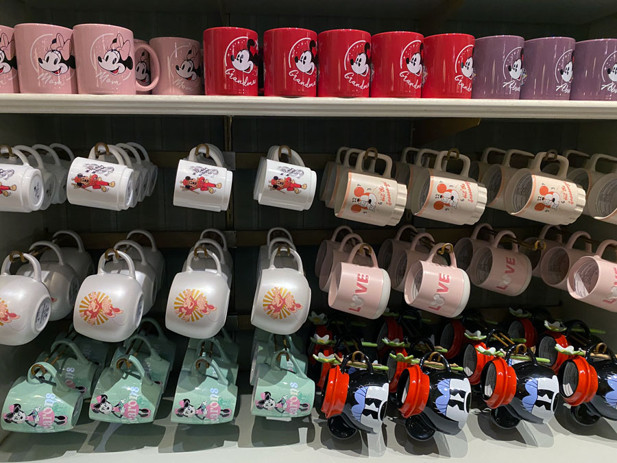 Sip in Style: Mickey Mouse Mug - A Disney Delight!