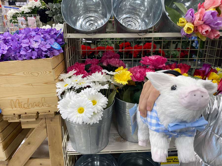 Pig-ture Perfect: Easter Joy at Michaels!