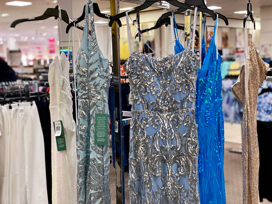 Glamour Galore: Showstopping Prom Dresses at JCPenney!