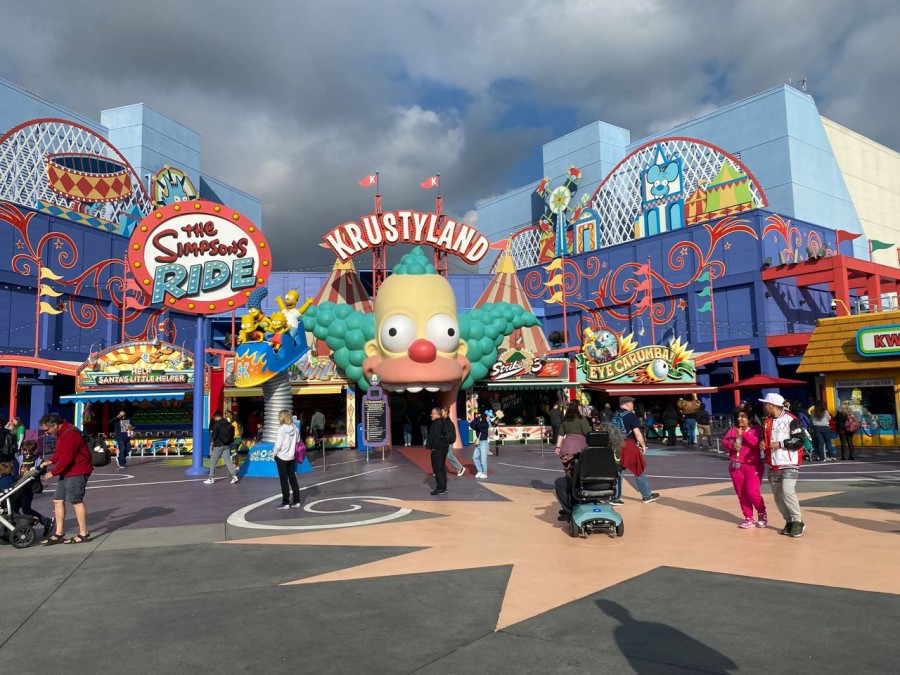 Explore Universal Studios Hollywood with KrustyLand!