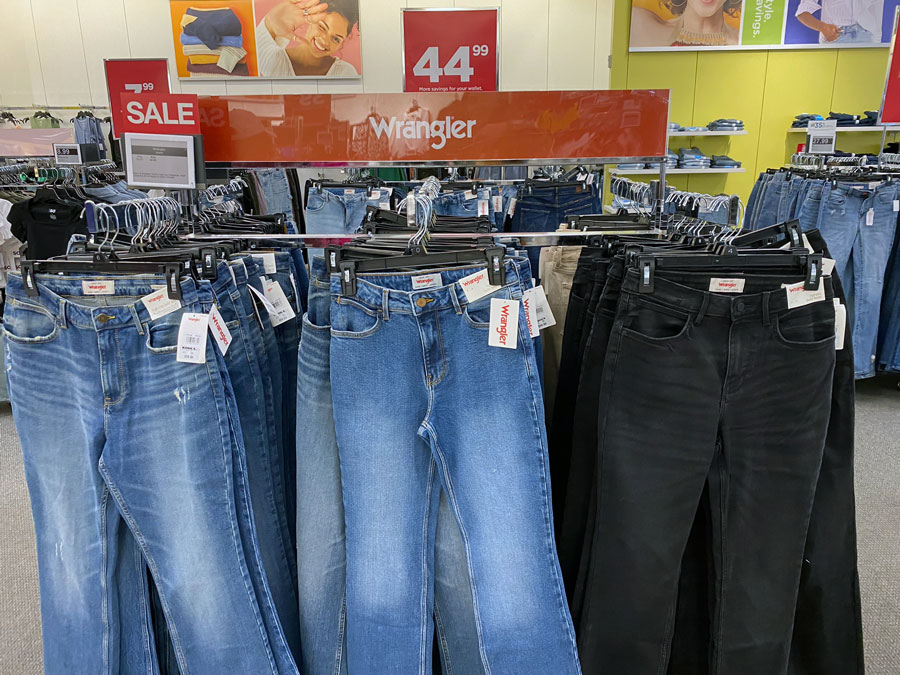 Denim Dreaming: Unbeatable Savings on Jeans at Kohl's!