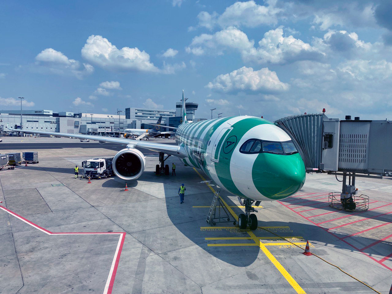 Summer Travel Made Affordable: Flight Deals