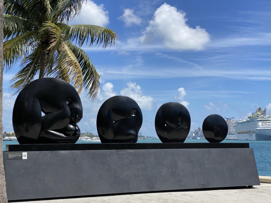 Thought provoking sculptures at Miami