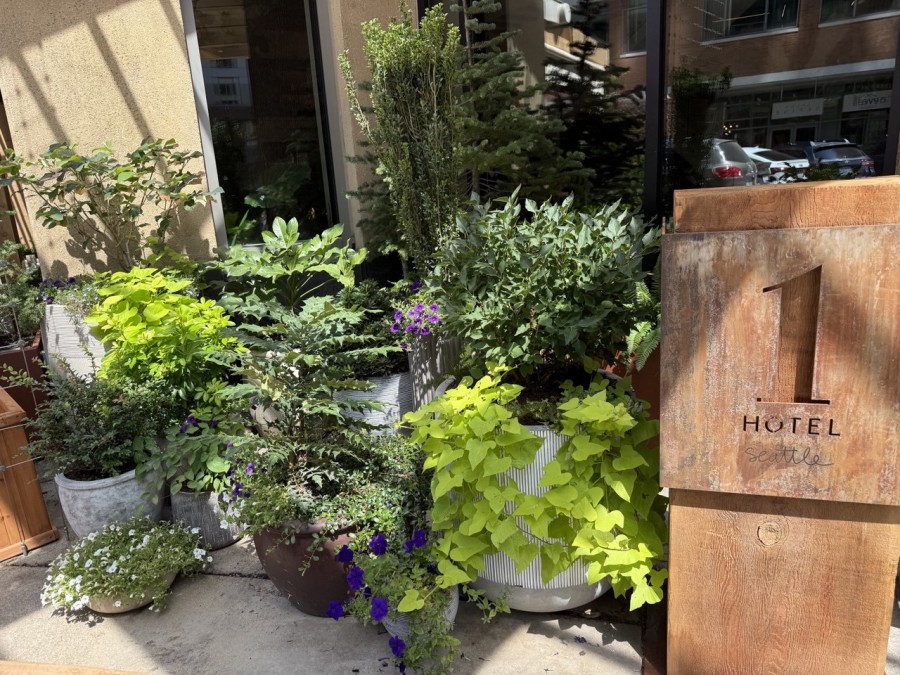 Located just 1,000 feet from Pike Place Market