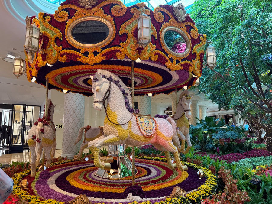Merry-Go-Round Flower Carousel at Wynn Hotel, Las Vegas